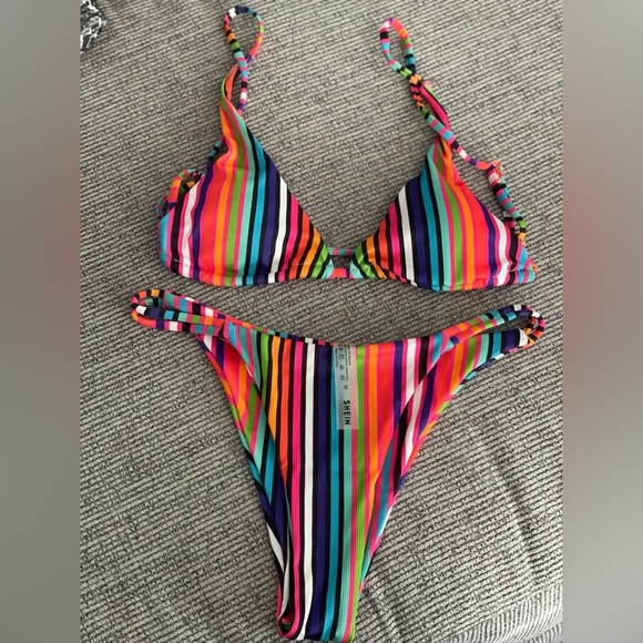 2 for $5 - SHEIN Colorful Striped Bikini Set size S + black bikini set size M - Picture 2 of 4